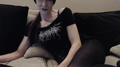 Snapshot of asluttyrose chatting on September 2025 05:51:02 PM asluttyrose online show from September 2025 05:51:02 PM