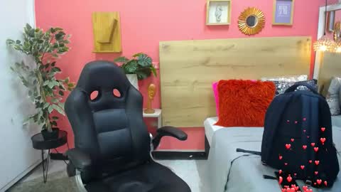 ASLY online show from May 2026 10:01:02 AM
