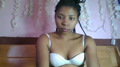 asmiraa online show from May 2026 09:03:01 AM
