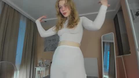 Snapshot of ass_latte chatting on October 2025 05:35:02 AM Sasha online show from October 2025 05:35:02 AM