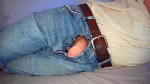 Will take commands from GuysWomenCouples etc online show from September 2025 08:19:01 PM