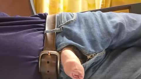 Will take commands from GuysWomenCouples etc online show from April 2026 04:48:01 PM