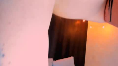 asshunter4k online show from December 2025 02:46:01 PM