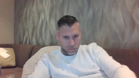 Assmani28 online show from February 2025 01:14:01 PM