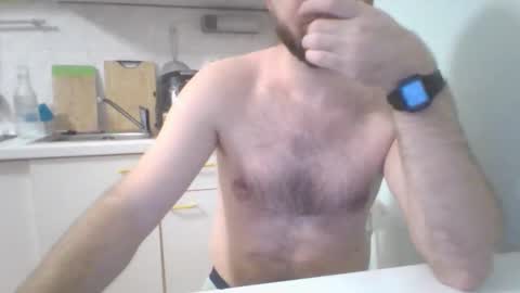 Snapshot of astleitx chatting on December 2025 05:09:01 PM astleitx online show from December 2025 05:09:01 PM