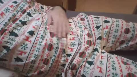 Snapshot of astleitx chatting on December 2025 09:00:01 PM astleitx online show from December 2025 09:00:01 PM