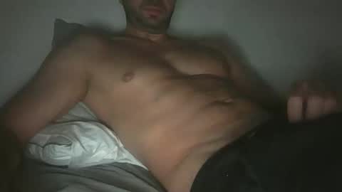 Snapshot of aston0 chatting on October 2025 05:06:02 AM Aston online show from October 2025 05:06:02 AM