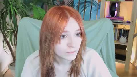 Snapshot of astra_lis chatting on October 2025 12:50:01 PM Astra online show from October 2025 12:50:01 PM