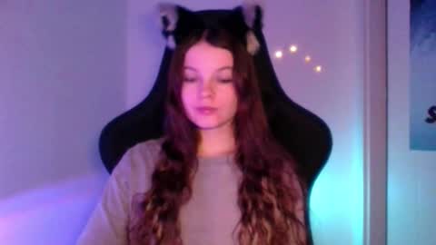 astradream_ online show from January 2026 10:13:01 PM