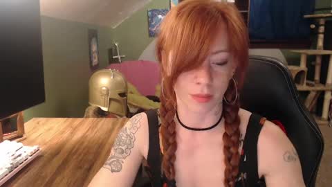 Snapshot of astraeasiren chatting on February 2025 05:53:02 AM AstraeaSiren online show from February 2025 05:53:02 AM