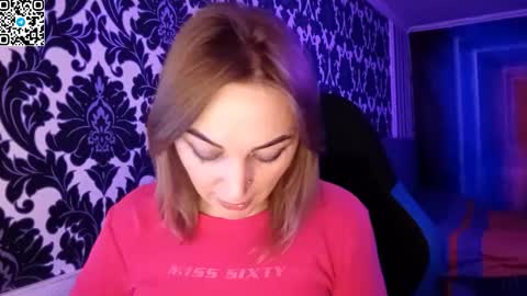 Snapshot of astralyn chatting on December 2025 07:40:02 PM MERYEM online show from December 2025 07:40:02 PM