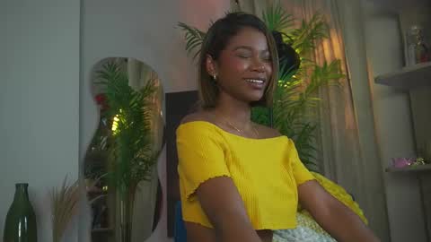 Snapshot of astrea_1 chatting on October 2025 04:33:01 AM Astrea online show from October 2025 04:33:01 AM