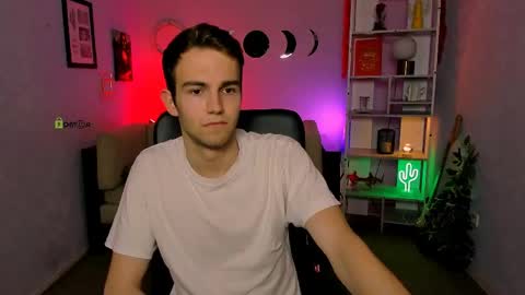 astren online show from May 2026 12:33:01 PM