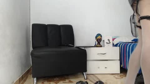 Astrid online show from November 2025 06:30:02 PM