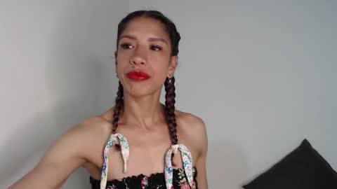 Astrid online show from February 2026 10:26:01 PM