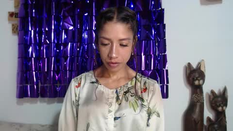 Astrid online show from March 2026 02:13:02 AM