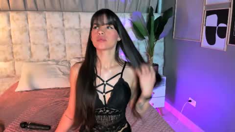 astrid_velle online show from June 2026 01:08:01 AM