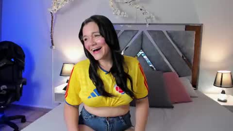 Astrid  online show from June 2026 02:24:02 AM