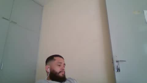 Snapshot of astro_boy_01 chatting on May 2026 07:31:01 PM astro_boy_01 online show from May 2026 07:31:01 PM