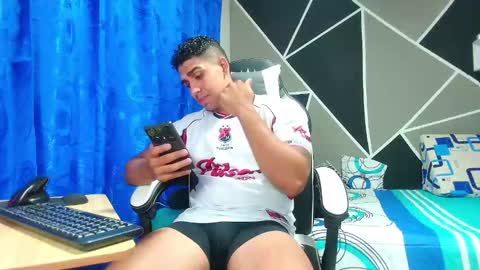 Astrom model independent online show from October 2025 08:50:02 PM