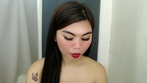 Snapshot of asuna_charming chatting on January 2025 03:02:01 PM asuna_charming online show from January 2025 03:02:01 PM