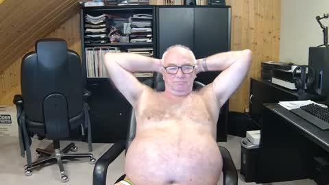 Snapshot of asusandy chatting on December 2024 01:26:02 AM asusandy online show from December 2024 01:26:02 AM