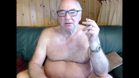 Snapshot of asusandy chatting on February 2025 01:57:01 PM asusandy online show from February 2025 01:57:01 PM