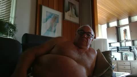 Snapshot of asusandy chatting on March 2025 01:51:01 PM asusandy online show from March 2025 01:51:01 PM