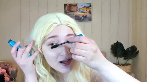 Asya online show from February 2026 02:05:02 AM