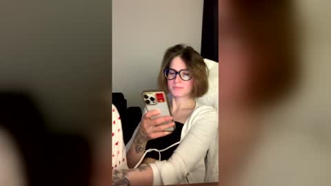 Snapshot of asya_new chatting on April 2026 09:43:01 PM asya_new online show from April 2026 09:43:01 PM