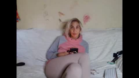 AsyaLu online show from October 2025 10:49:01 AM