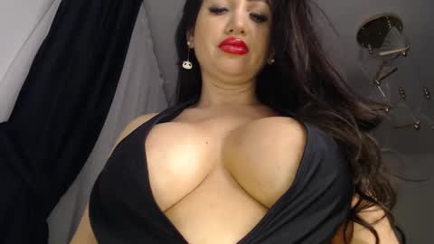 Assya   online show from March 2025 06:54:01 PM