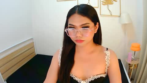 atashakendall online show from April 2026 05:30:01 PM
