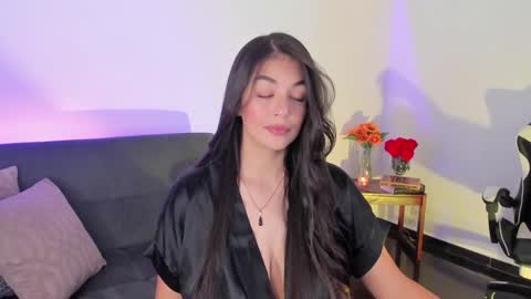 Snapshot of atena676 chatting on January 2025 01:39:01 AM atena676 online show from January 2025 01:39:01 AM