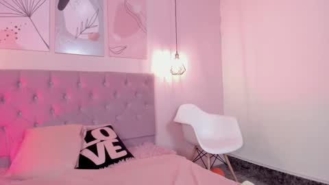 ATENA online show from October 2025 03:47:02 AM