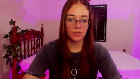 Snapshot of atenas__05 chatting on December 2024 07:09:02 PM atenas online show from December 2024 07:09:02 PM