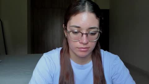 Snapshot of atenas__05 chatting on February 2025 07:02:01 PM atenas online show from February 2025 07:02:01 PM