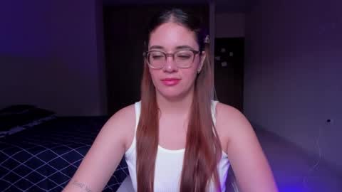 Snapshot of atenas__05 chatting on February 2025 06:51:02 PM atenas online show from February 2025 06:51:02 PM