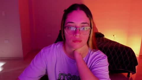 Snapshot of atenas__05 chatting on September 2025 06:41:02 PM atenas online show from September 2025 06:41:02 PM