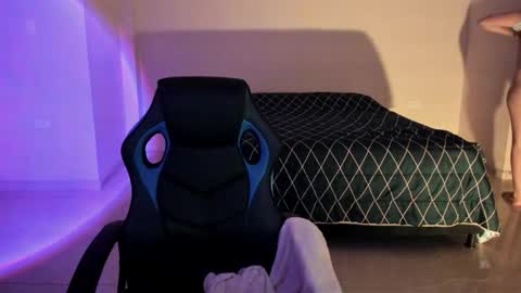 Snapshot of atenas__05 chatting on September 2025 09:22:02 AM atenas online show from September 2025 09:22:02 AM