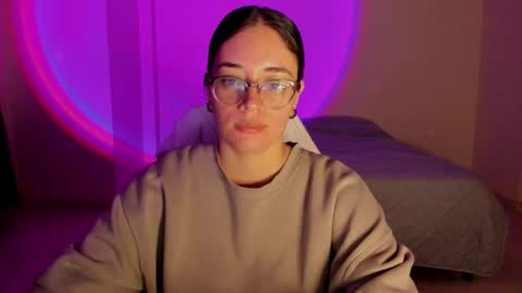 Snapshot of atenas__05 chatting on October 2025 07:51:02 AM atenas online show from October 2025 07:51:02 AM