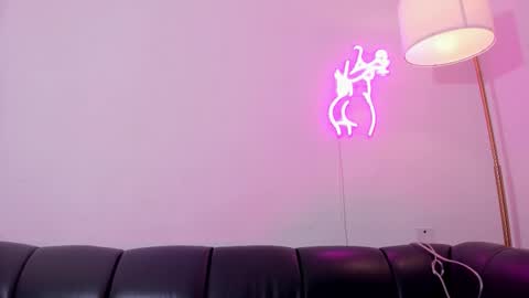 Snapshot of ateneasweety chatting on February 2026 08:57:01 AM ateneasweety online show from February 2026 08:57:01 AM