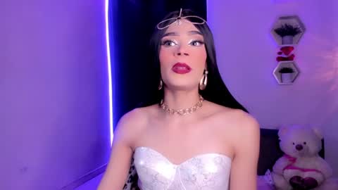 ateneataylor online show from September 2025 04:55:02 AM