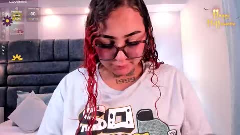 Atennea Diiossa online show from October 2025 11:42:01 AM