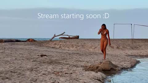 Snapshot of athena_makri05 chatting on September 2025 01:49:02 AM ATENEA MAKRI online show from September 2025 01:49:02 AM