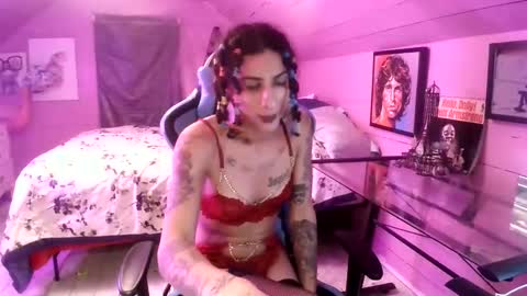   xoxo G0DD3SS xoxox    online show from February 2026 01:48:02 AM