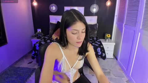 Snapshot of athenasexxxy chatting on January 2025 04:48:01 PM athenasexxxy online show from January 2025 04:48:01 PM