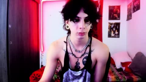 athenauwu online show from December 2024 10:41:01 AM