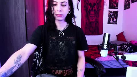 athenauwu online show from December 2025 07:15:02 AM