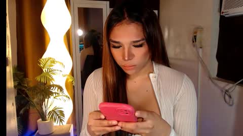 Snapshot of athisamore chatting on February 2026 12:04:02 PM athisamore online show from February 2026 12:04:02 PM